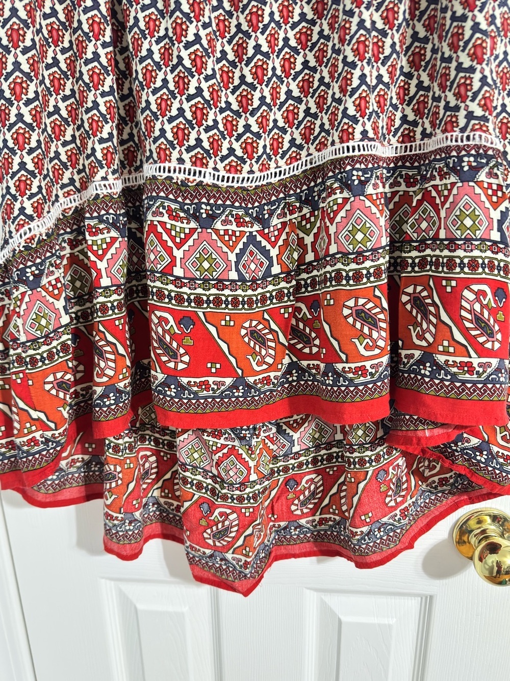 Hayden Los Angeles Boho Paisley Print High Low Midi Skirt Red Cream Size Large - Picture 4 of 12